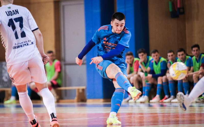 futsal, meteorplast, dobrepolje