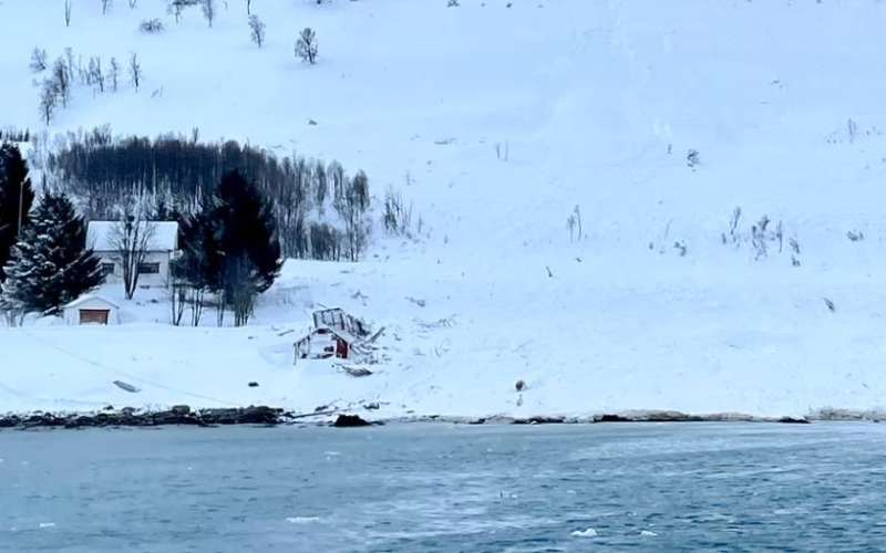 snežni plaz, norveška.jpg