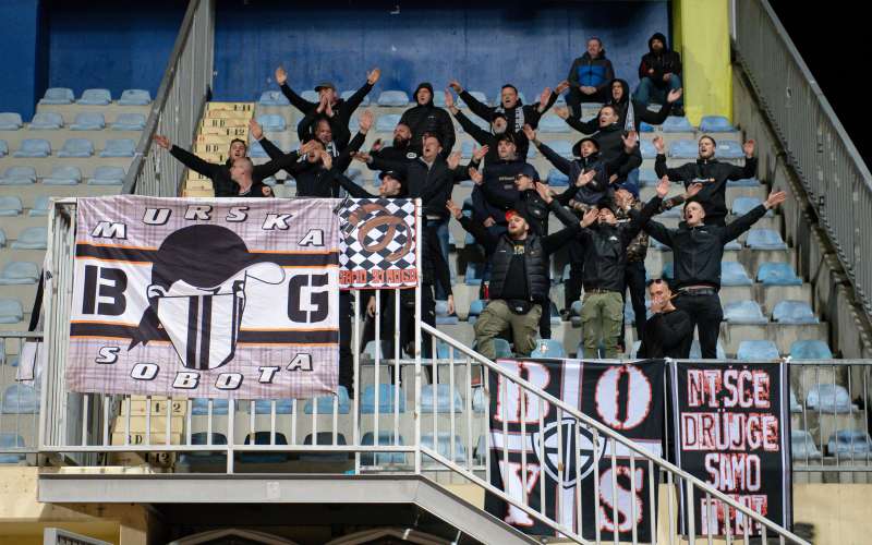 domžale, mura, tribuna, gledalci