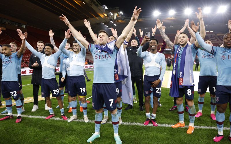 Burnley 1.jpg