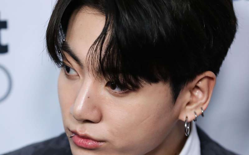 Jungkook iz skupine BTS: "Upam, da bo moja donacija vsaj malo pomagala ogroženim otrokom"