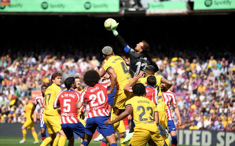 oblak atletico barcelona