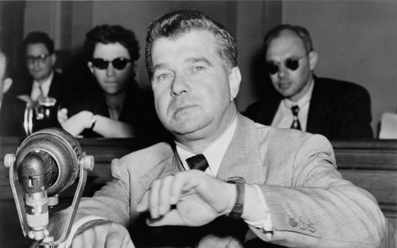 Robert Rossen, filmski producent, ki je leta 1953 pričal pred odborom za neameriške dejavnosti (HUAC