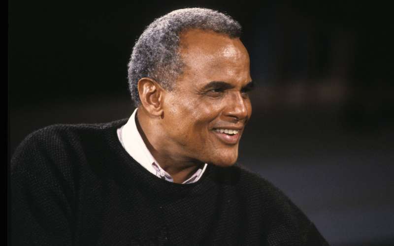 96-letni Harry Belafonte je bil pevec in igralec, pa tudi politični aktivist..jpg