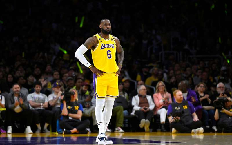 lebron james.jpg