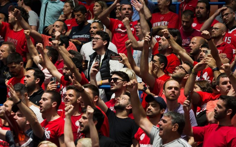 olympiakos navijaci pm.jpg