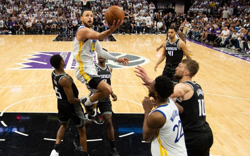curry pm.jpg
