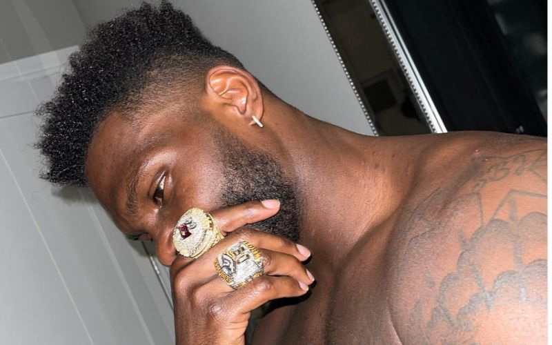 Shaquil Barrett.jpg