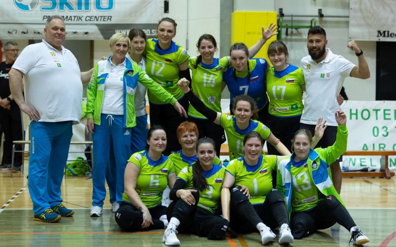 slovenija odbojka sede.jpg