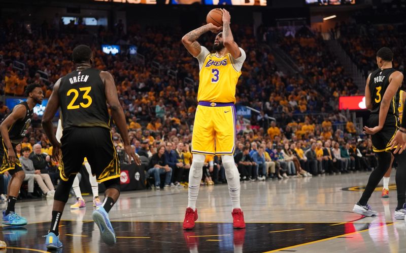 anthony davis lakers.jpg