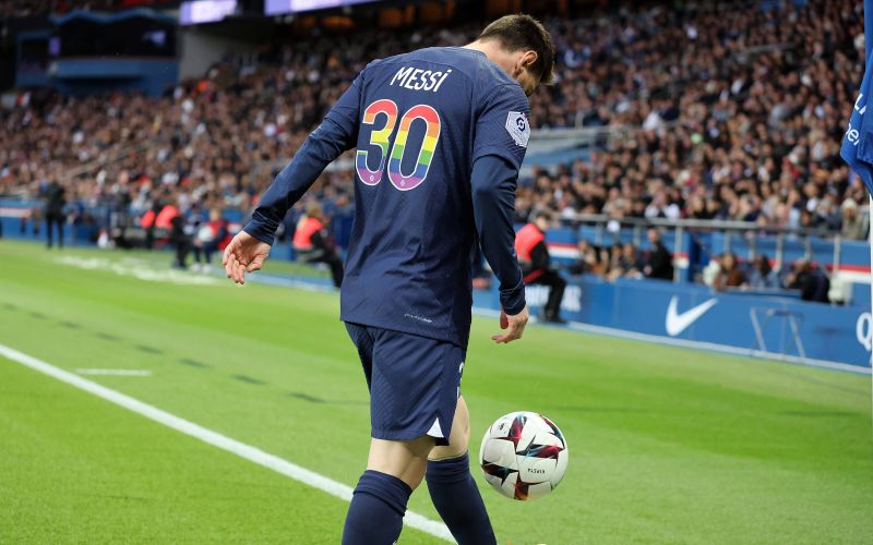 lionel messi psg pm.jpg