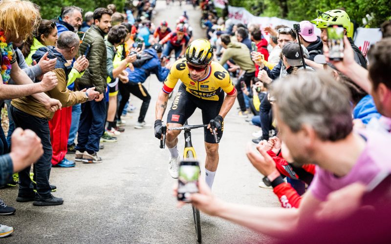primoz roglic giro.jpg