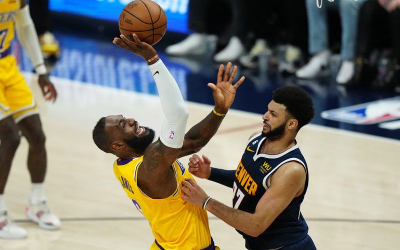 lebron james.jpg