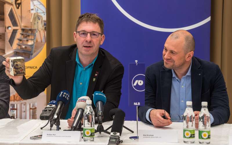 zveza_in_nlb__1_.jpg