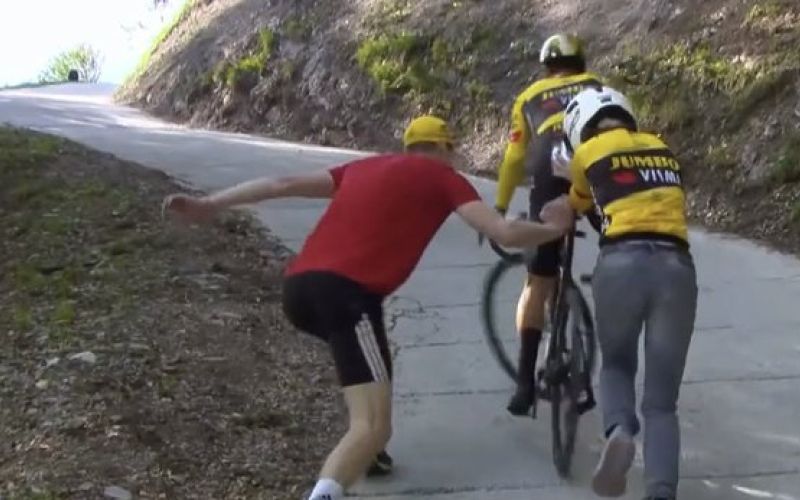 meznar roglic.jpg