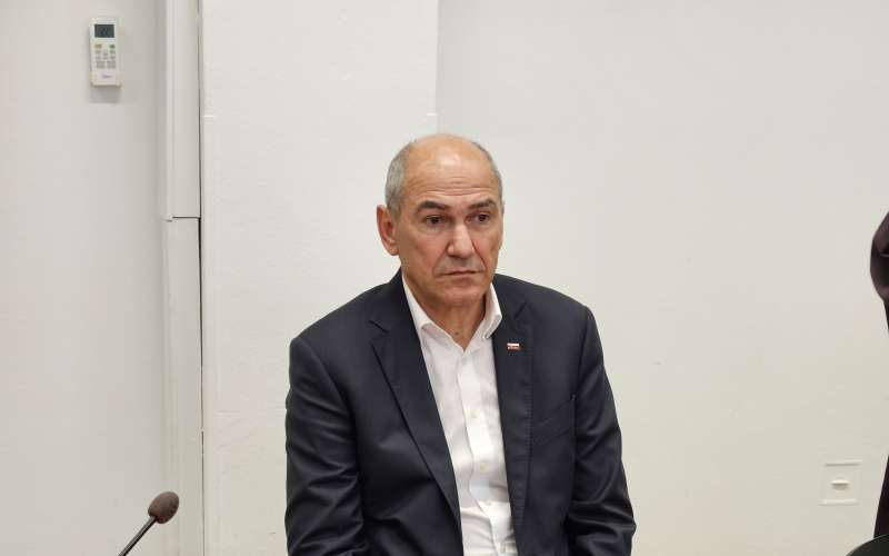 janez jansa sodisce veselinovic sta.jpg