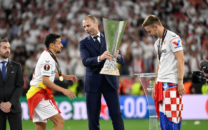 ceferin rakitic pm.jpg