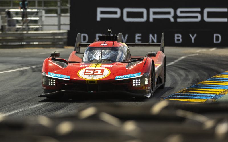 ferrari.jpg