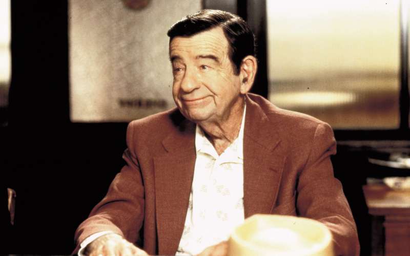 Walter Matthau, z oglatim obrazom, drobcenimi očkami in velikim nosom in vedno rahlo hudomušniim iz