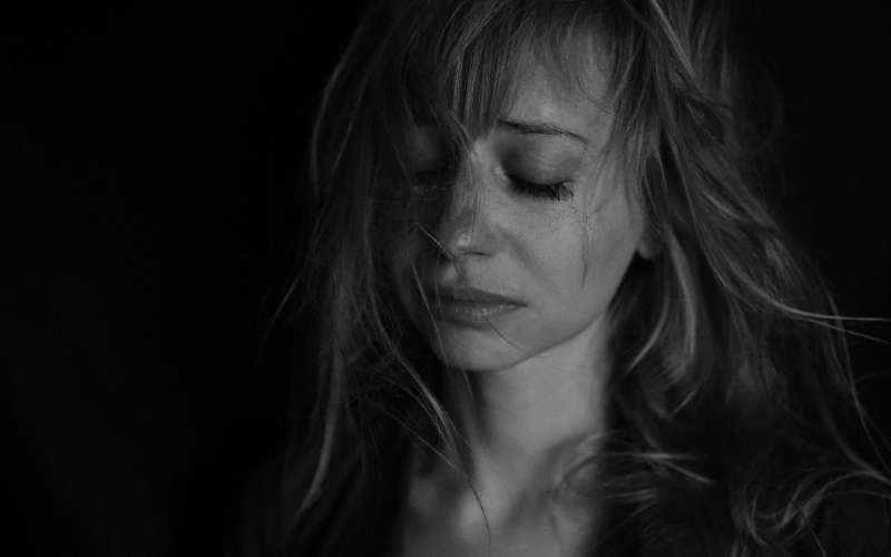sadness-4578031_1920.jpg