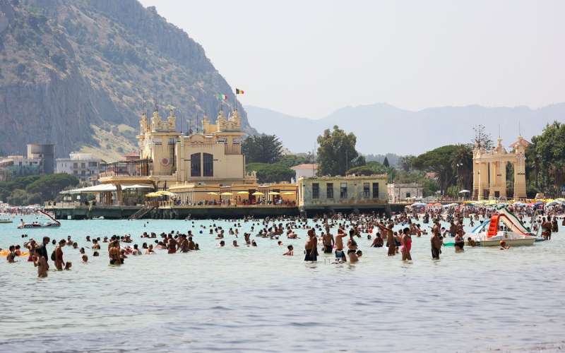 mondello, sicilija.jpg