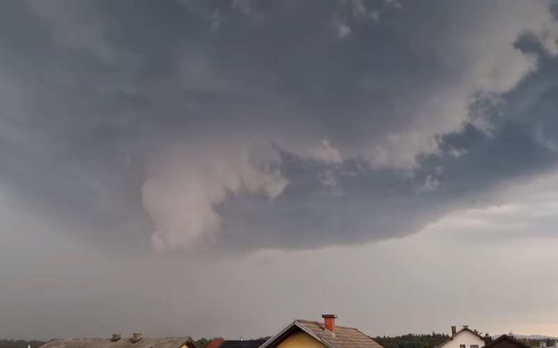 _tornado.jpg