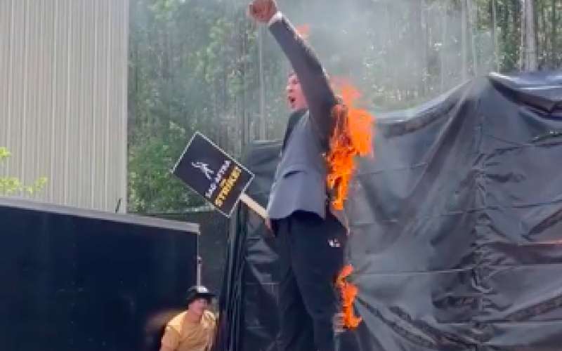 Protest, Hollywood, Mike Massa