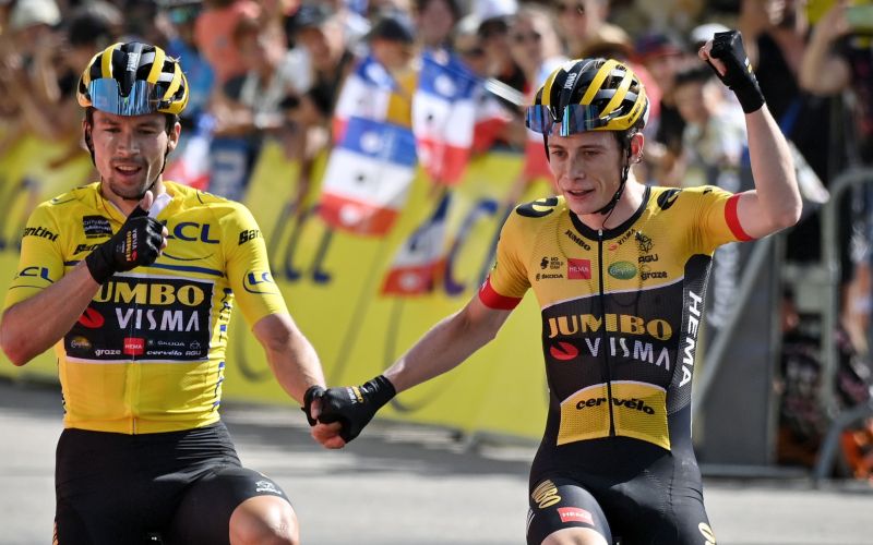Vingegaard roglic 22 pm.jpg