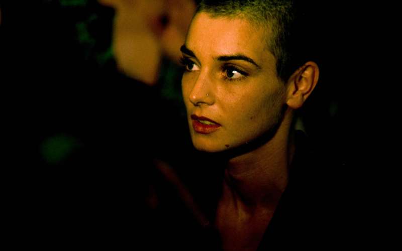 Sinead O'Connor, irski glasbeni čudež, je umrla prejšnji teden, stara 56 let.