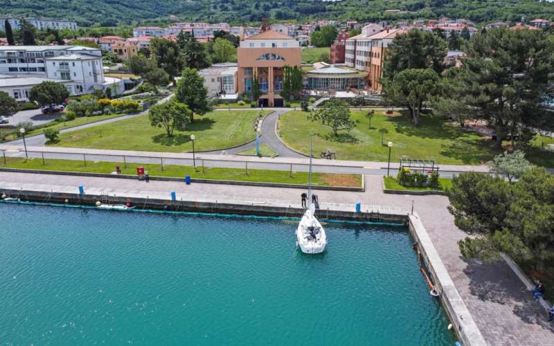 873783_f114_marina_izola03t.jpg
