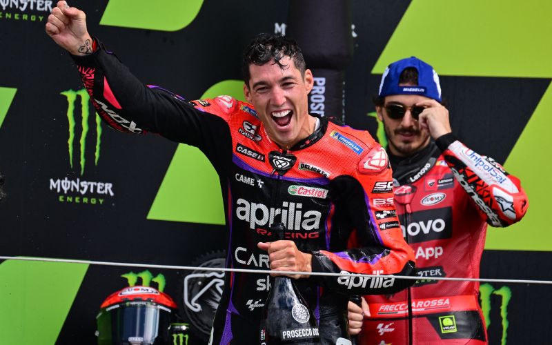 Aleix Espargaro 23 pm.jpg