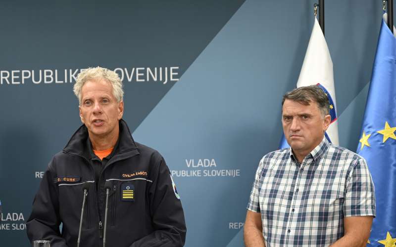 sandi curk, leon behin, Matjaž Knap