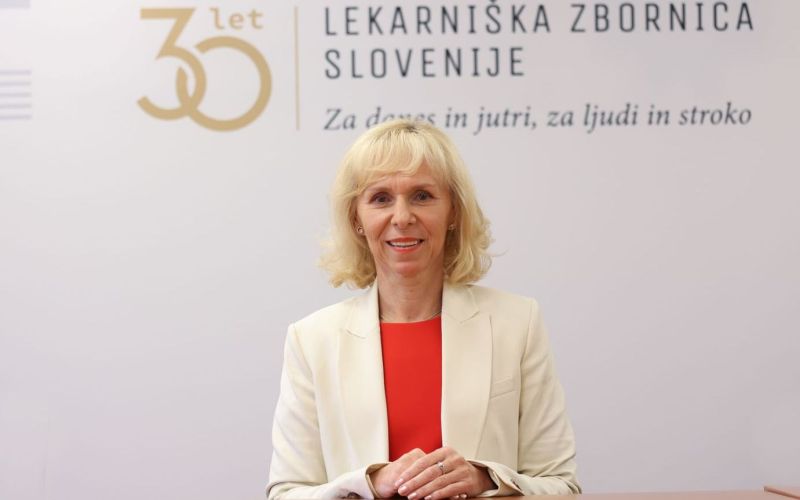 Lekarniska zbornica Slovenije.JPG