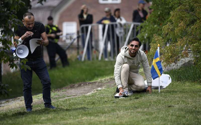 salwan momika.jpg