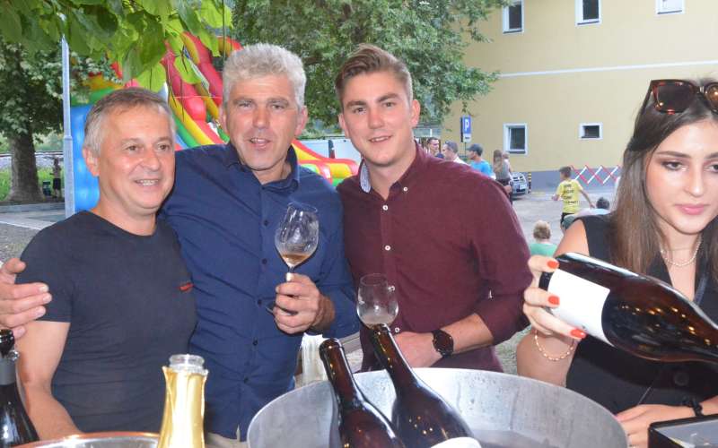 odlicni_vinarji_janko_kobal__jernej_zaren_in_miha_ritonja_so_dobri_prijatelji.jpg