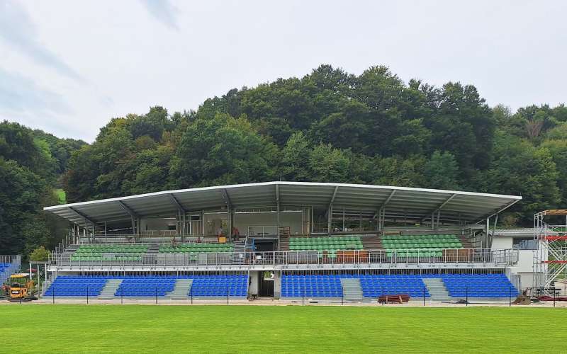 Nogometni stadion