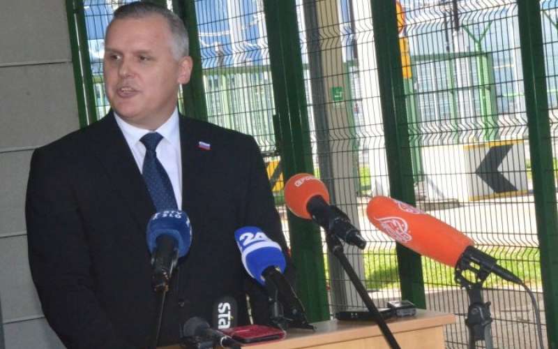 minister_bojan_kumer.jpg