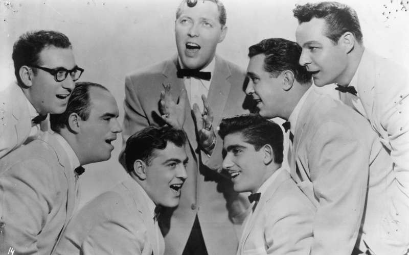 Rock Around the Clock, Bill Haley & His Comets, piše se leto 1954 ... in zgodovina rock and rolla se