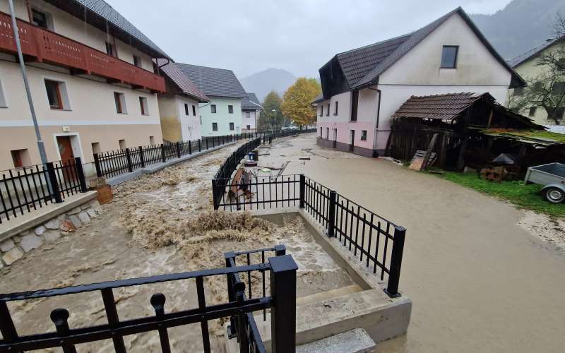 železniki, poplave.jpg