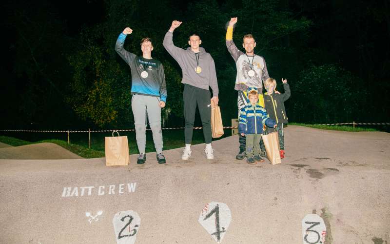 halloween-nočna-dirka, night-race, apače, bmx, mtb, gorsko-kolesarstvo, kolesarji, EM
