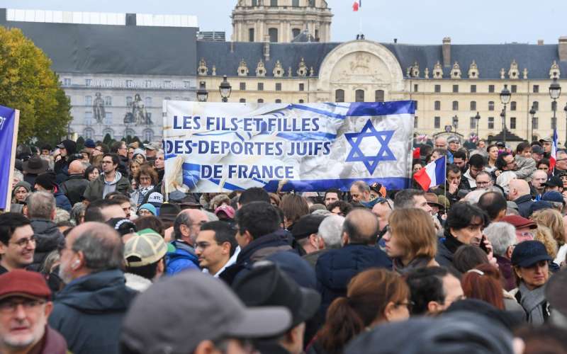 protest antisemizem.jpg