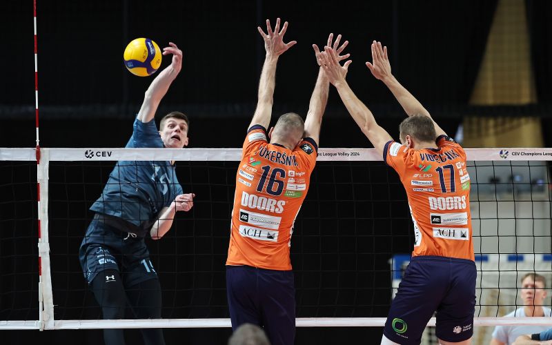 odbojka ach volley.JPG