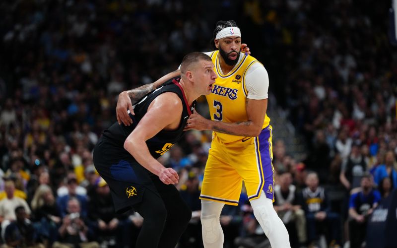 denver jokic lakers davis pm.jpg
