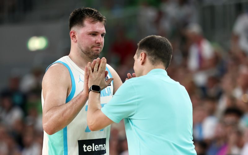 luka doncic aleksander sekulic.JPG