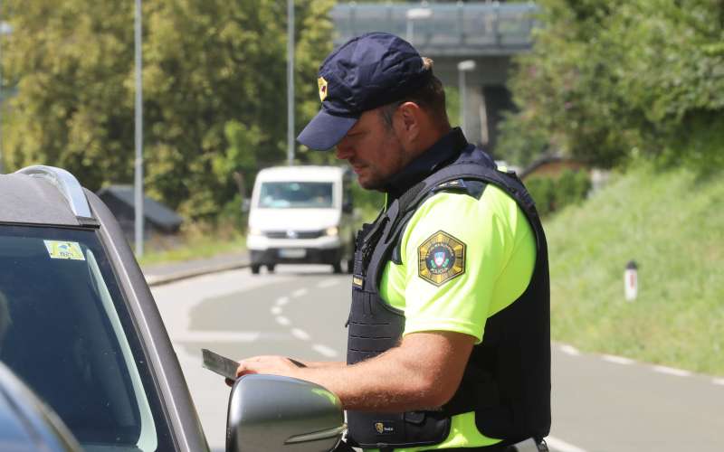 policist kontrola