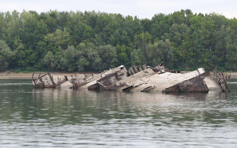 na zi-ships-prahovo.jpg