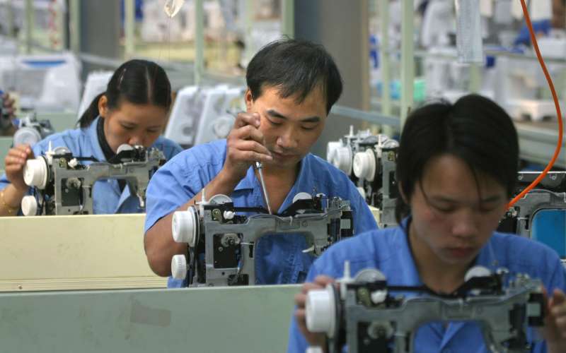 chinese-workers.jpg