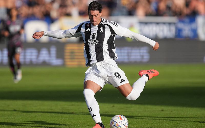 Dušan Vlahović Juventus