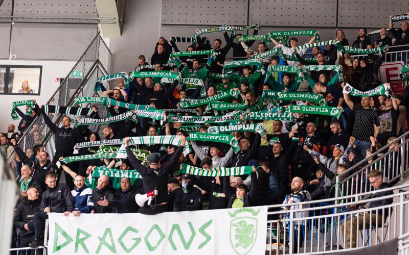 hokej olimpija navijaci 24 af.jpg
