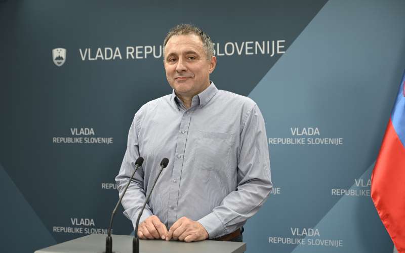 Erik Brecelj